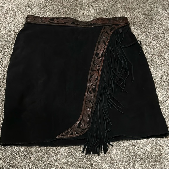 Kobler suede XL sz 12 skirt with fringe - Picture 1 of 7